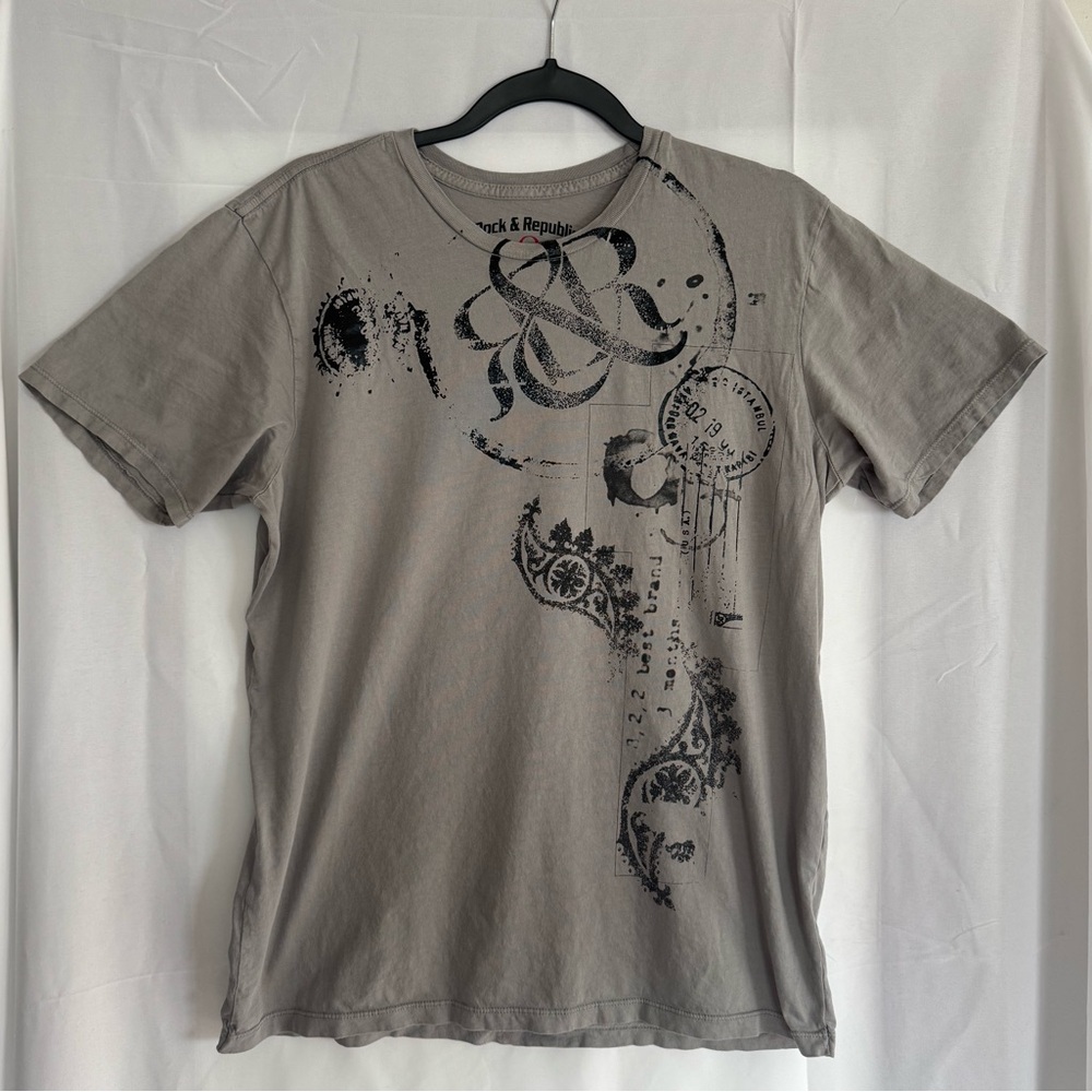 Rock & Republic Charcoal Graphic Tee